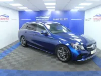 Usado Mercedes C220 AMG Line Premium 194 HP (142 kW) 2019 Azul Carrinha