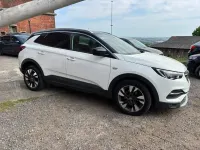 Used Vauxhall Grandland X Sport 130 HP (95 kW) 2018 White SUV