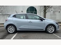 Used Renault Clio V Evolution 143 HP (105 kW) 2025 Metallic  ceramic grey  Hatchback