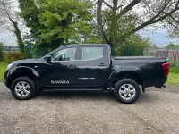 Używany Nissan Navara Acenta 2021 Czarny Pickup