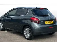 Used Peugeot 208 Allure 82 HP (60 kW) 2017 Grey Hatchback