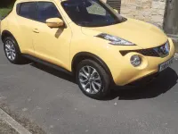 Used Nissan Juke Tekna 2014 Yellow SUV