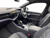 Used VW Touareg R 462 HP (339 kW) 2025 Lapiz blue SUV