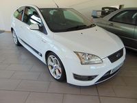 Used Ford Focus ST 221 HP (162 kW) 2007 White Hatchback