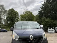 Used Renault Trafic Business 2017 Blue MPV