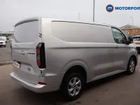 Usado Ford Transit Custom Limited 136 HP (100 kW) 2024 Prateado Van
