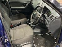 Used Skoda Fabia 105 HP (77 kW) 2011 Blue Estate