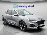 Usado Ford Kuga ST-Line X 190 CV (139 kW) 2023 Plateado SUV