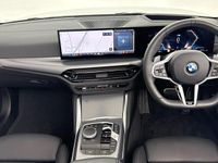 Usado BMW 420 M Sport 181 HP (133 kW) 2025 Branco Cabrios