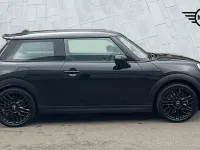 Used Mini Cooper S Hatch 201 HP (147 kW) 2024 Black Hatchback