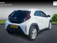 Used Toyota Aygo X PURE 72 HP (52 kW) 2025 White SUV