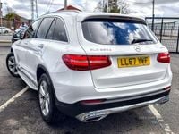 Usado Mercedes GLC250 Premium Plus 204 HP (150 kW) 2017 Branco Carrinha