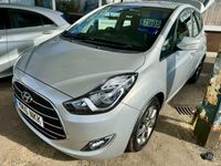 Used Hyundai ix20 SE 90 HP (66 kW) 2016 Silver Hatchback