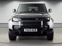 Käytetty Land Rover Defender HSE Dynamic 300 HP (220 kW) 2023 Harmaa Katumaasturi