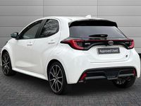 Used Toyota Yaris Hybrid Sport 116 HP (85 kW) 2023 White Hatchback