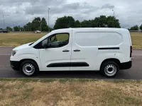 Used Vauxhall Combo 100 HP (73 kW) 2021 White MPV