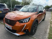 Second-hand Peugeot e-2008 Premium 98 kW (134 CP) 2022 Portocaliu SUV