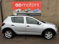 Used Dacia Sandero Lauréate 2015 Silver Hatchback