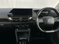 Used Citroën e-C4 100 kW (136 HP) 2024 White Hatchback