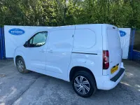 Used Vauxhall Combo 100 HP (73 kW) 2023 White MPV