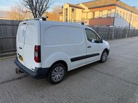 Used Citroën Berlingo 75 HP (55 kW) 2015 White MPV