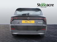 New MG MG5 EV SE 63 kW (87 HP) 2025 Black Estate