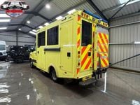 Usado Mercedes Sprinter 190 HP (139 kW) 2015 Amarelo