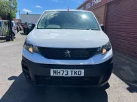 Used Peugeot Partner Premium 131 HP (96 kW) 2024 White MPV