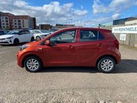 Used Kia Picanto 66 HP (48 kW) 2019 Orange Hatchback