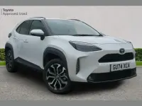 Used Toyota Yaris Cross Design 116 HP (85 kW) 2024 White SUV