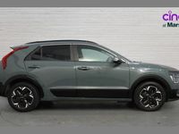Begagnad Kia e-Niro 150 kW (204 HK) 2024 Grön SUV