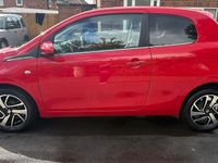Used Peugeot 108 Allure 82 HP (60 kW) 2017 Red Hatchback