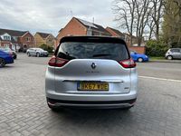 Usado Renault Grand Scénic IV Dynamique 2017 Preto Monovolume