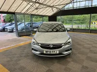 Used Vauxhall Astra 150 HP (110 kW) 2019 Silver Hatchback