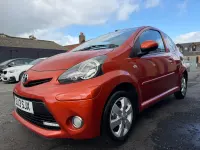 Used Toyota Aygo 68 HP (50 kW) 2013 Orange Hatchback