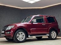 Used Mitsubishi Shogun Warrior 187 HP (137 kW) 2016 Red SUV