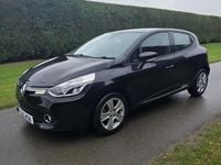 Used Renault Clio IV Dynamique 75 HP (55 kW) 2016 Black Hatchback