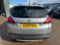 Begagnad Peugeot 2008 Allure Premium 2019 Grå SUV