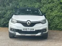 Used Renault Captur Dynamique 90 HP (66 kW) 2017 White/black SUV
