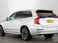Used Volvo XC90 Momentum 235 HP (172 kW) 2022 Metallic  bright silver SUV