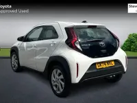 Used Toyota Aygo X PURE 72 HP (52 kW) 2024 White SUV