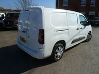 Used Vauxhall Combo Sportive 100 HP (73 kW) 2020 White MPV