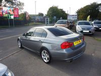Used BMW 318 Exclusive 143 HP (105 kW) 2010 Grey Sedan