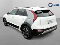 Used Kia Niro 182 HP (133 kW) 2023 White SUV