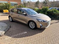 Używany Ford Focus Titanium 125 KM (91 kW) 2020 Srebrny Hatchback