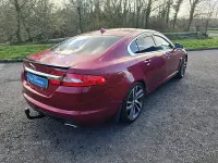 Używany Jaguar XF Luxury 200 KM (147 kW) 2015 Czerwony Sedan/Limuzyna