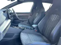 New VW Golf VIII Black Edition 147 HP (108 kW) 2026 White Hatchback