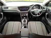 Usado VW T-Roc SE 115 HP (84 kW) 2019 Cinzento SUV