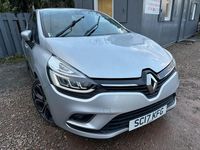 Used Renault Clio IV Dynamique 2017 Silver Hatchback