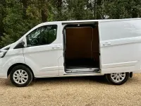 Used Ford Transit Custom Limited 130 HP (95 kW) 2021 White